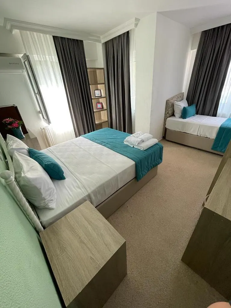 Colophon Beach Otel 古穆杜尔 酒店